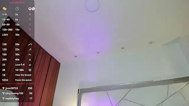 Chat XXX en directo de Natasha_Kiim_