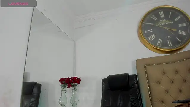 Adara_Ferrara Webcam Show