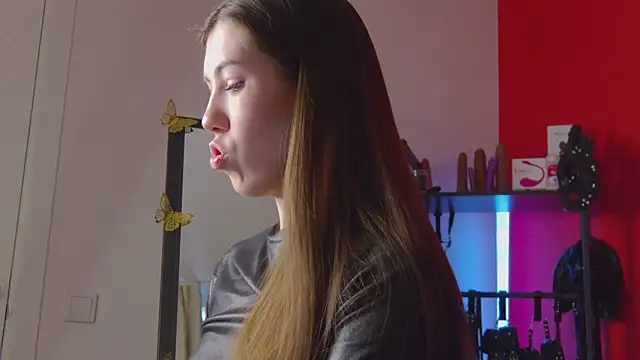 SweetySonya Live XXX Chat