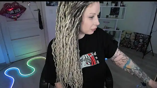 HoneySallyMoore Chat XXX in diretta