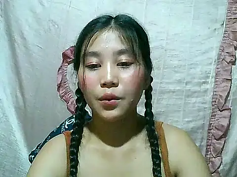 SexyAsianPussy4u Show in webcam