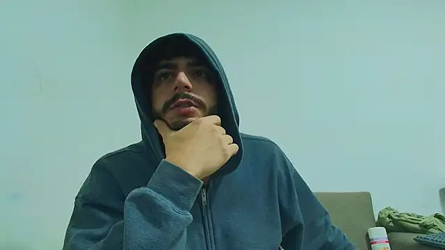 thomas_gun Live XXX-Chat