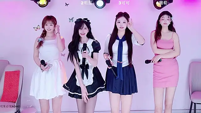 LOVE-018 Show Webcam