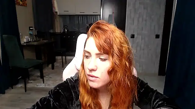 Reginasmilee Adlı Modelin Canlı XXX Sohbeti