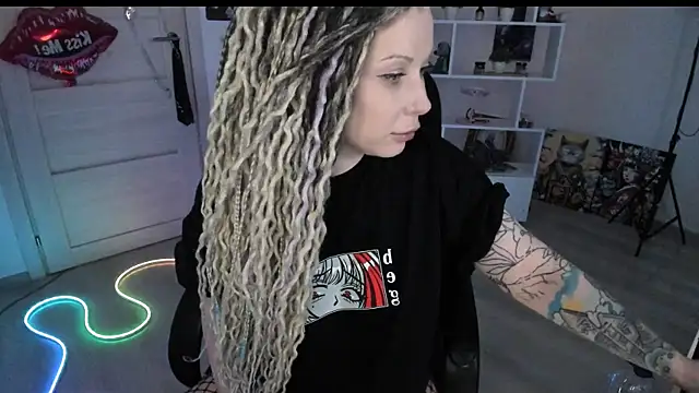 Chat +18 de HoneySallyMoore ao vivo