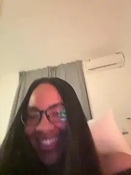 Chat +18 de Chaniita ao vivo