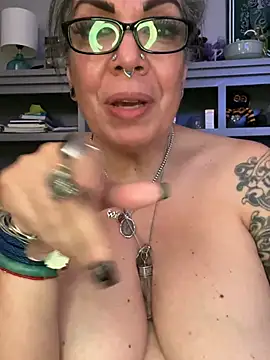 Chat +18 de dieseldame1313 ao vivo