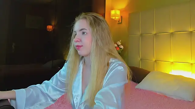 Chat +18 de Linda__Bloom ao vivo