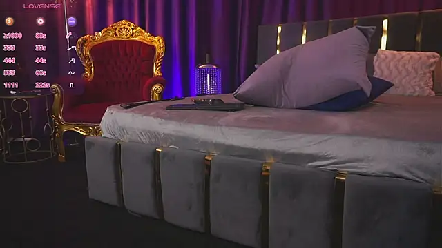 EmpressDesires Chat XXX live