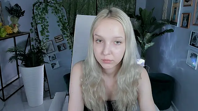 MaoqiBeverly: вебкам-шоу