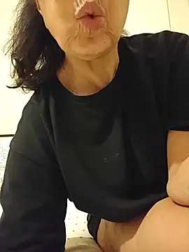 NakedMILFx: απευθείας συνομιλία ΧΧΧ