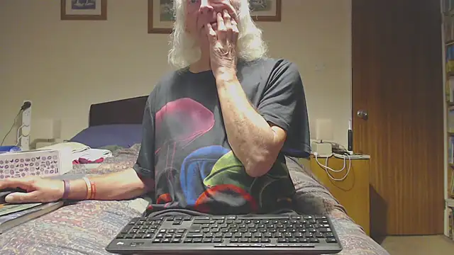 WaverlyKernow 网络视讯表演