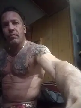 AceticPinscher Live XXX Chat