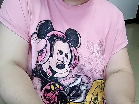 XXX chat uživo modela AngelwithEcup