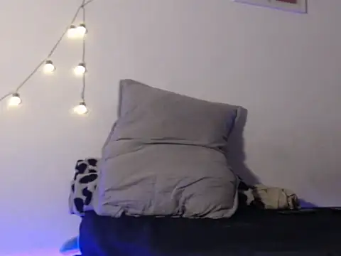 XXX chat uživo modela CherryH0ttie