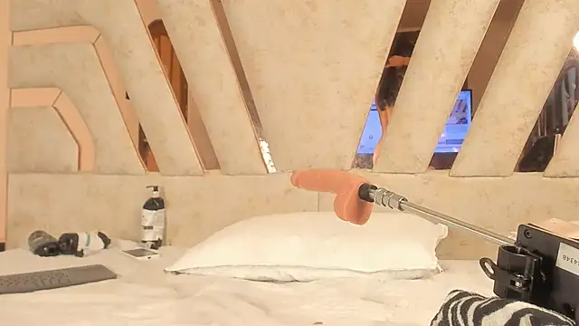 REINA_ADAHARA Live XXX-Chat