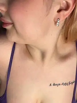 Chat +18 de KellyMoors ao vivo