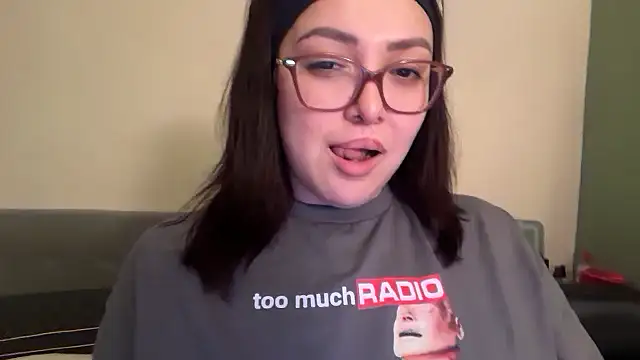 Pumpkin_bunny's Webcam Show