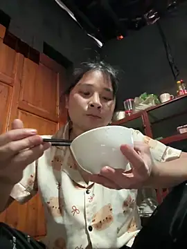 Linbi135 现场XXX聊天