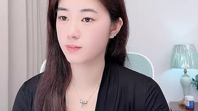 Nicole20266 现场XXX聊天