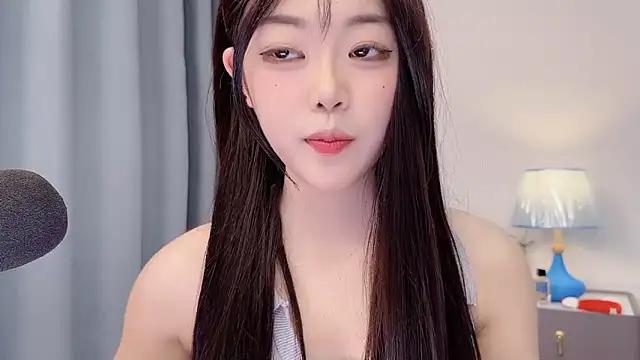 smalldaisy's Live XXX Chat