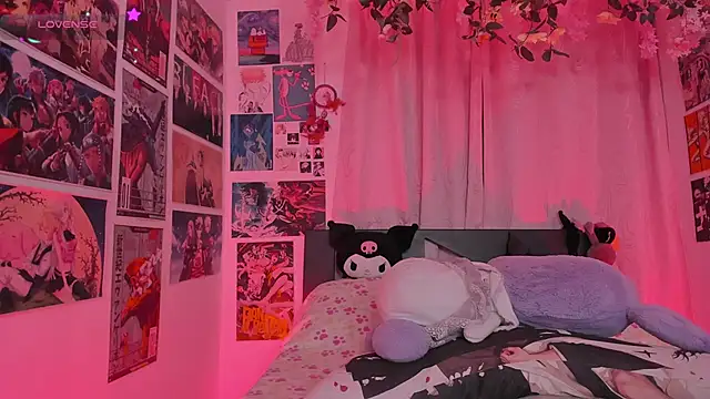 MissCurvyTop Live XXX-chat