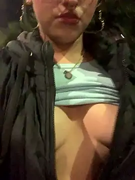 Chat XXX ao vivo de LilithMonette