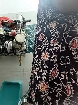 Hot-Tinaa Chat XXX live