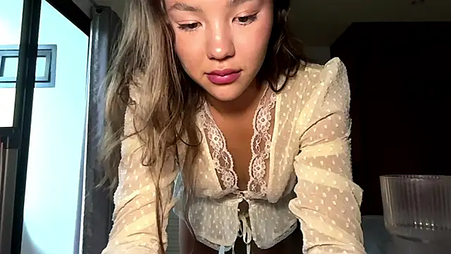 kamila_18_frenchn Webbikameraesitys