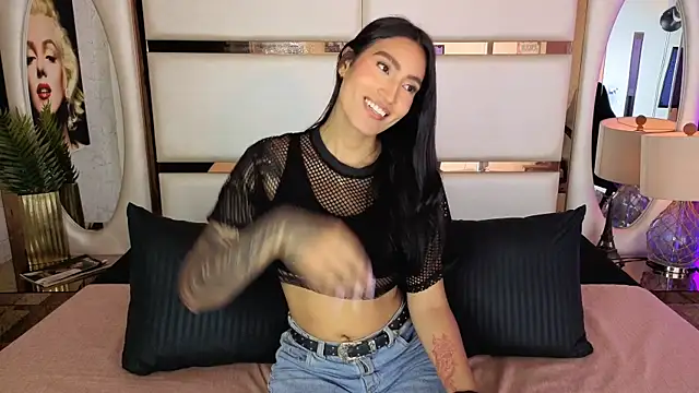 Taly_Fox Pertunjukan Webcam