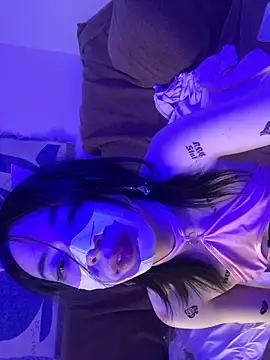 Abigal0999 在線直播表演