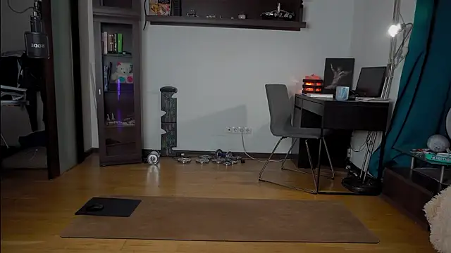 VIktorSecret: вебкам-шоу