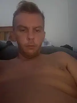 aus_guy93: διαδικτυακό σόου στην κάμερα