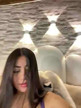 _MadiLee_: онлайн-секс-чат