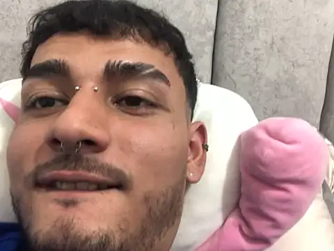 Czat XXX na żywo – Velvet_man