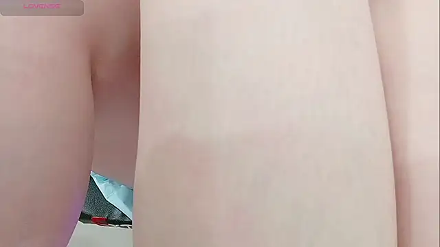 Yuki-yion Live XXX chat