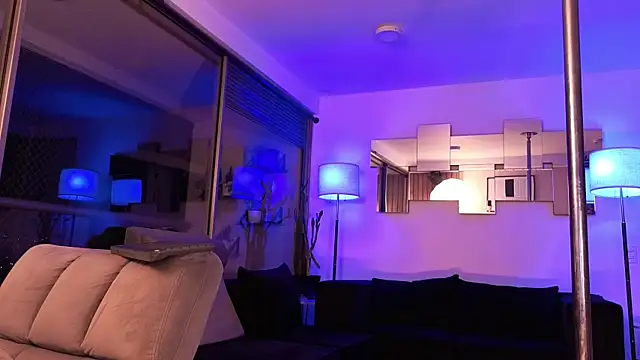 mandi4pole_'s Live XXX Chat