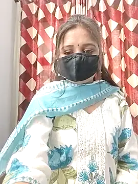 Ruhi_07 élő XXX-chatje