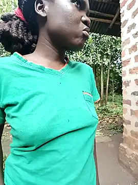 holygrail001 Adlı Modelin Canlı XXX Sohbeti