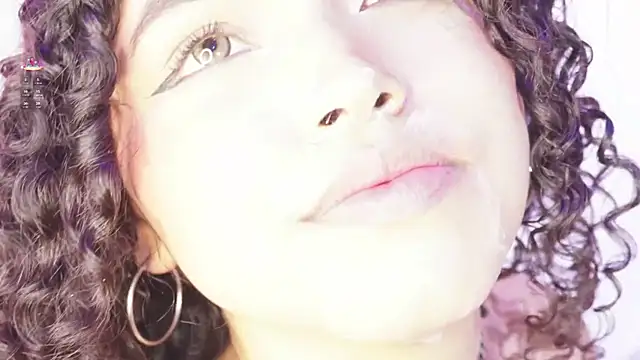 دردشة EloiseSweetxx الجنسية المباشرة