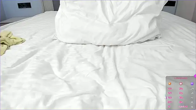 lovelymikky Chat XXX live