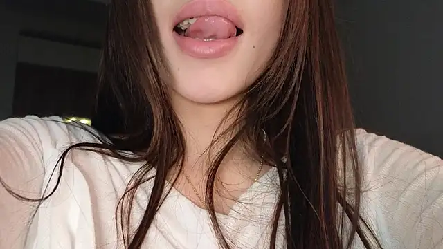 Ella_lee15's Webcam Show