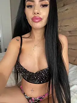 Chat +18 de Ameliablack_1 ao vivo