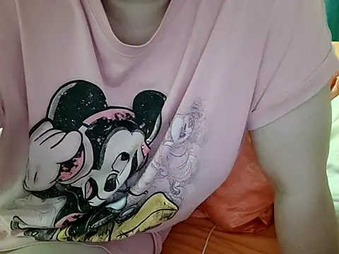 Chat XXX en directo de AngelwithEcup