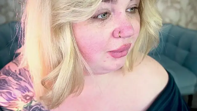 Webkamerová show ZaraReignn