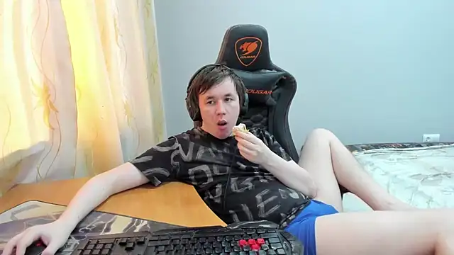 Вебкам-шоу iliaskrislove