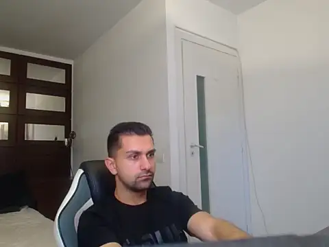 BryceReign – Kamerová šou