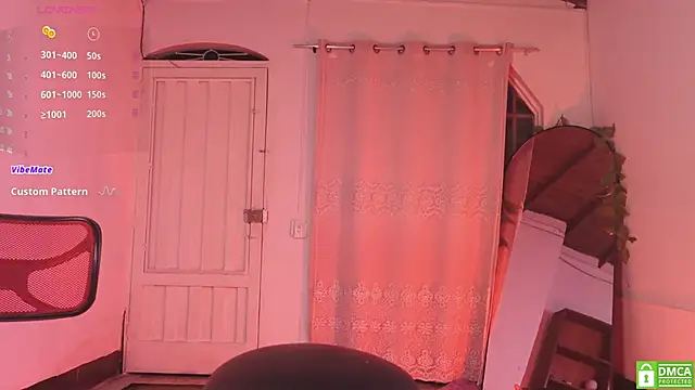 Miranditta 即時 XXX 聊天