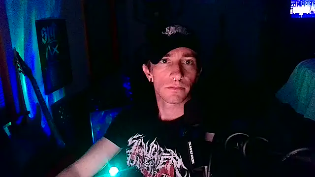 Pokazy przed kamerką – LEVIATHANX666