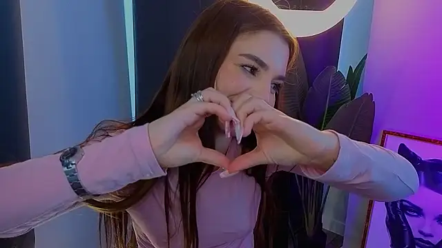 LauraHansil's Live XXX Chat